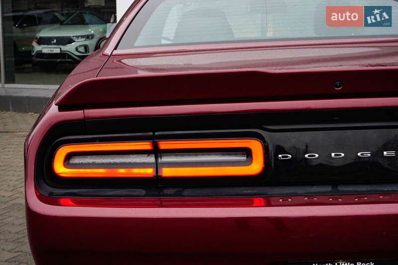 Купе Dodge Challenger 2019 в Житомире