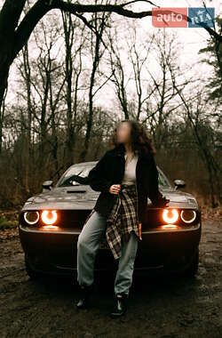 Купе Dodge Challenger 2020 в Киеве