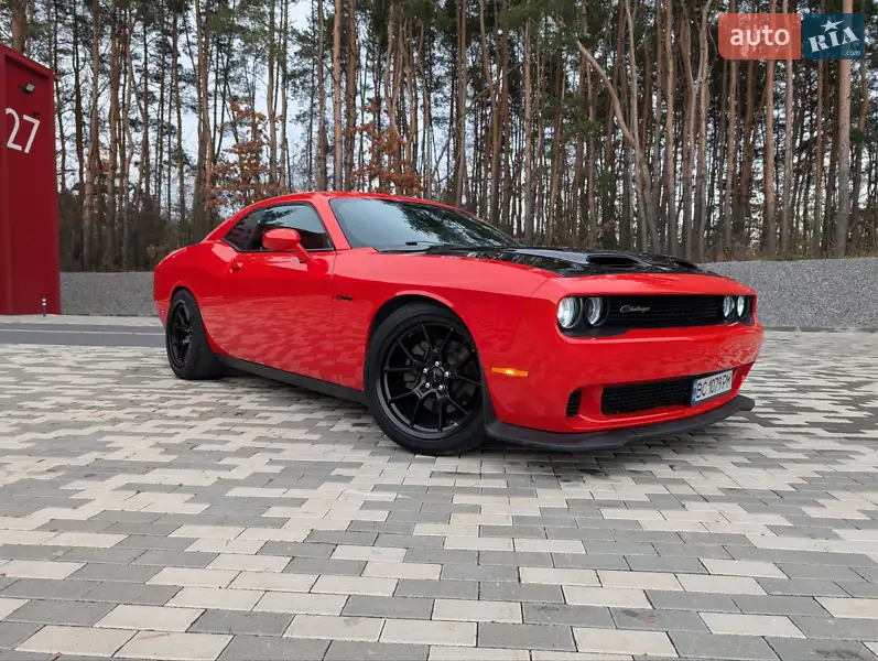Dodge Challenger