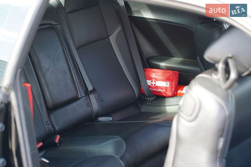 Купе Dodge Challenger 2019 в Киеве