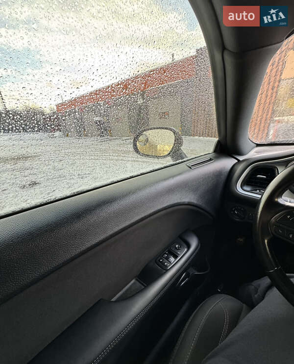 Купе Dodge Challenger 2020 в Харкові фото 19 Купе Dodge Challenger 2020 в Харкові