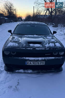 Купе Dodge Challenger 2015 в Киеве