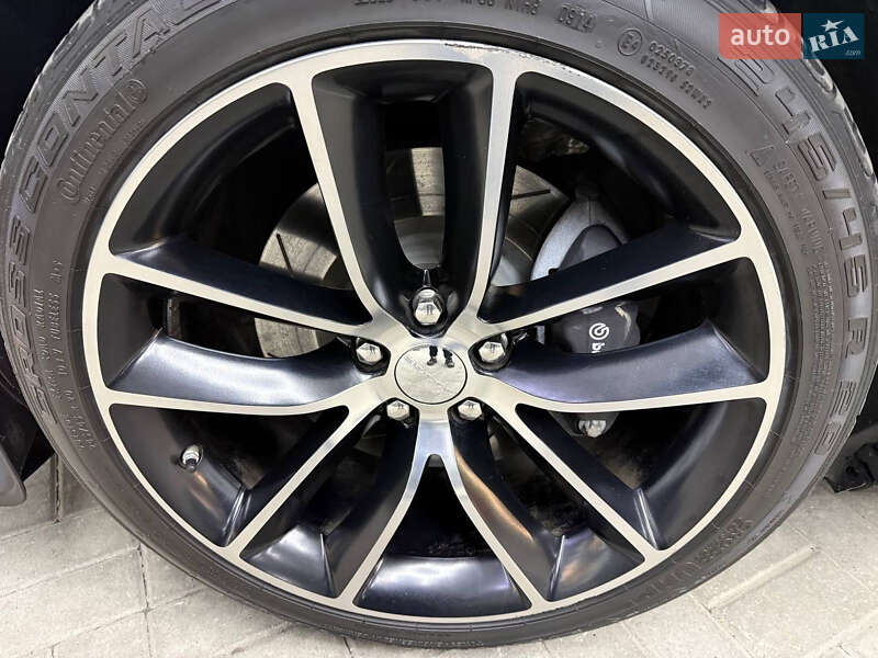 Купе Dodge Challenger 2016 в Киеве фото 28 Купе Dodge Challenger 2016 в Киеве