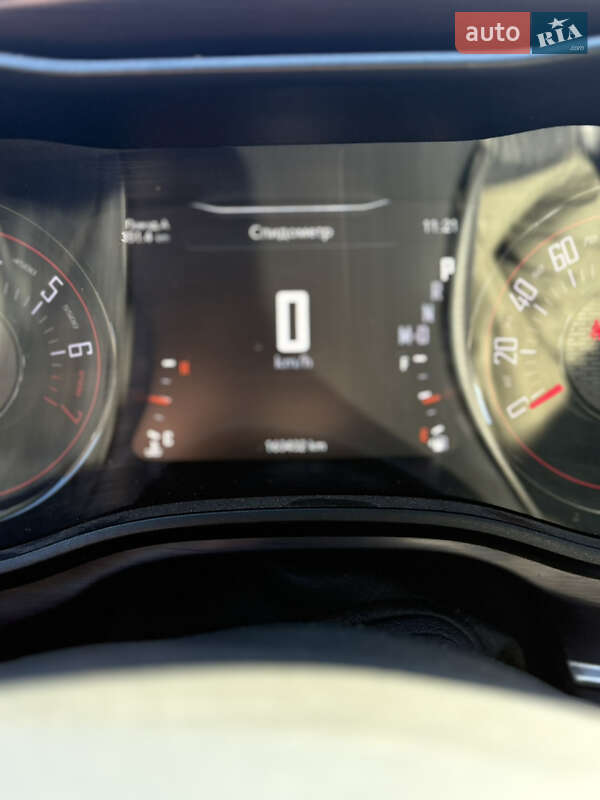 Купе Dodge Challenger 2016 в Рівному