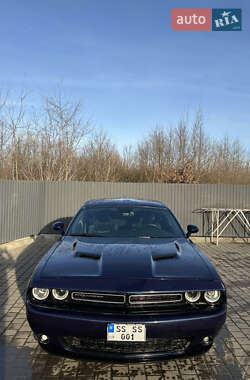 Купе Dodge Challenger 2014 в Івано-Франківську