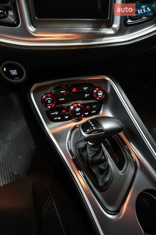 Купе Dodge Challenger 2019 в Києві