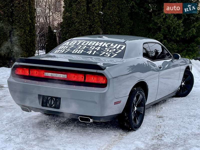 Купе Dodge Challenger 2013 в Ивано-Франковске фото 6 Купе Dodge Challenger 2013 в Ивано-Франковске