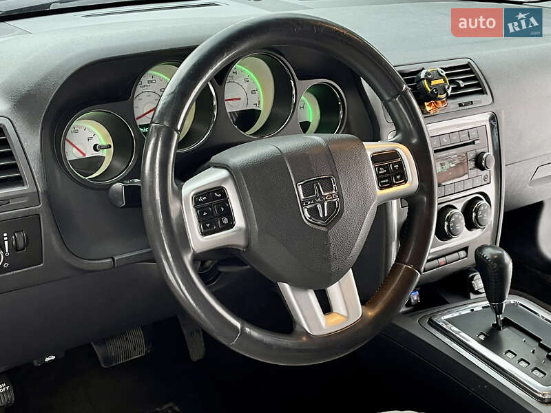 Купе Dodge Challenger 2013 в Ивано-Франковске фото 21 Купе Dodge Challenger 2013 в Ивано-Франковске
