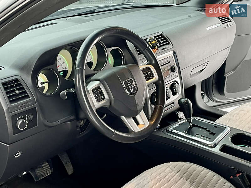 Купе Dodge Challenger 2013 в Ивано-Франковске фото 26 Купе Dodge Challenger 2013 в Ивано-Франковске