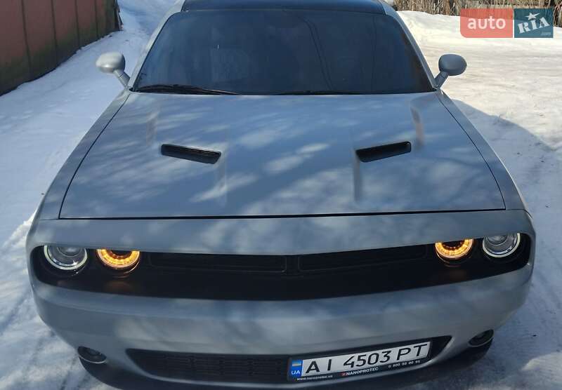 Купе Dodge Challenger 2020 в Киеве