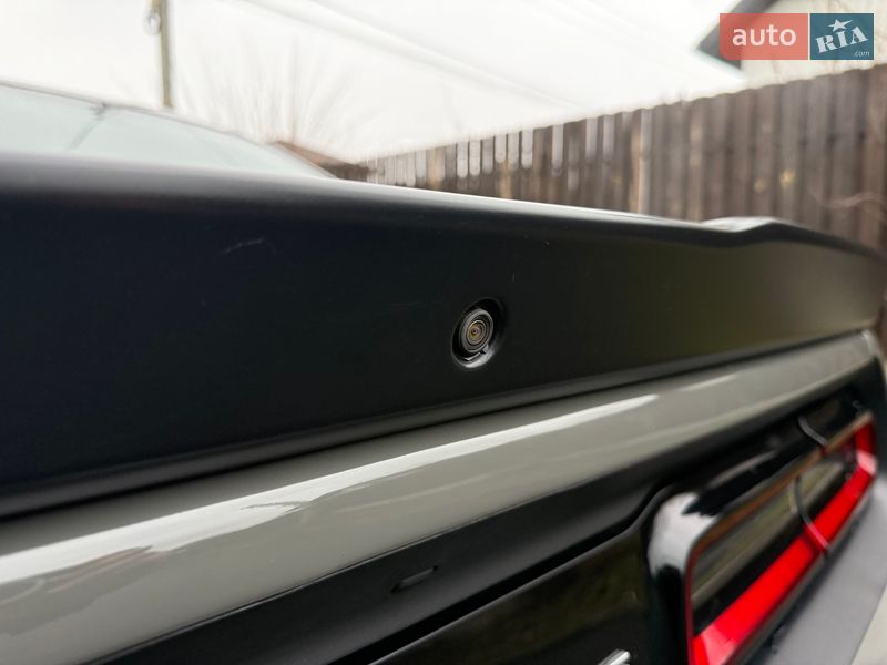 Купе Dodge Challenger 2017 в Киеве