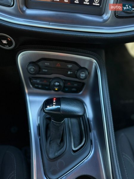 Купе Dodge Challenger 2017 в Киеве