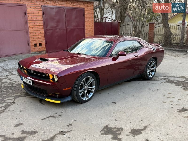 Купе Dodge Challenger 2021 в Львове