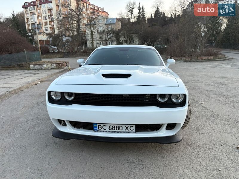 Купе Dodge Challenger 2023 в Львові