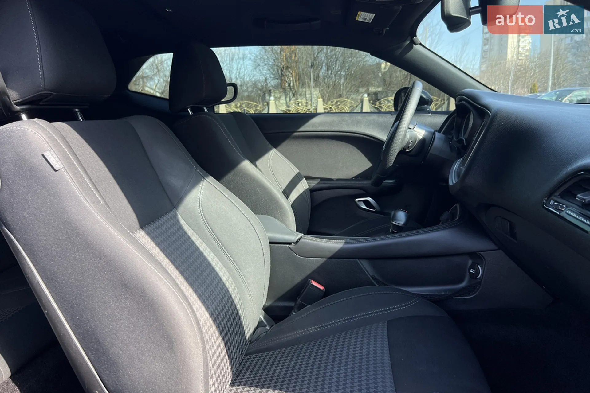 2018 Dodge Challenger - мініатюра 19