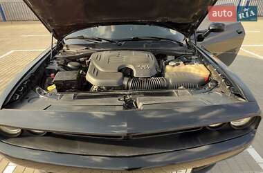 Купе Dodge Challenger 2019 в Тернополі