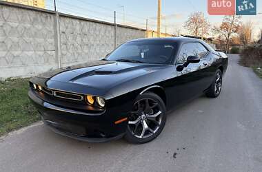 Купе Dodge Challenger 2017 в Києві