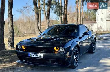 Купе Dodge Challenger 2016 в Киеве
