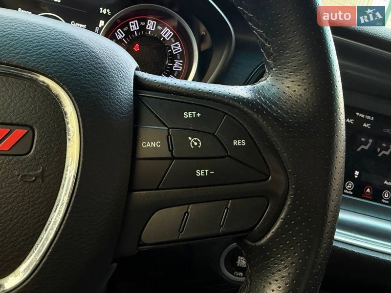 Купе Dodge Challenger 2018 в Києві фото 25 Купе Dodge Challenger 2018 в Києві