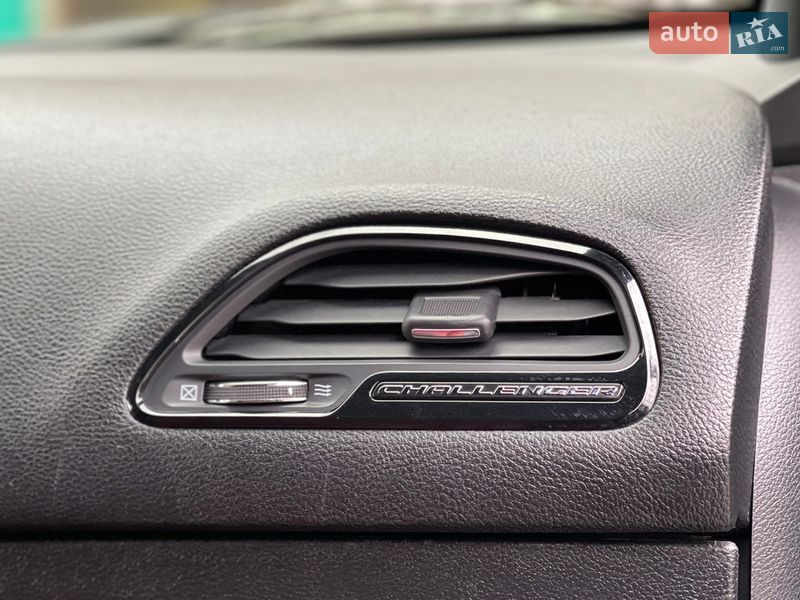 Купе Dodge Challenger 2018 в Житомире фото 21 Купе Dodge Challenger 2018 в Житомире
