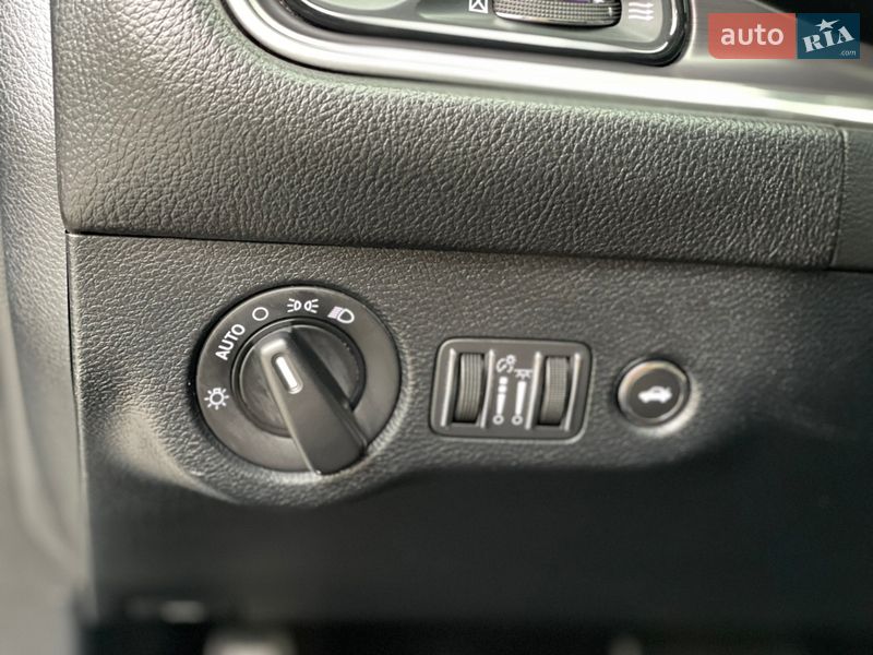 Купе Dodge Challenger 2018 в Житомире фото 32 Купе Dodge Challenger 2018 в Житомире