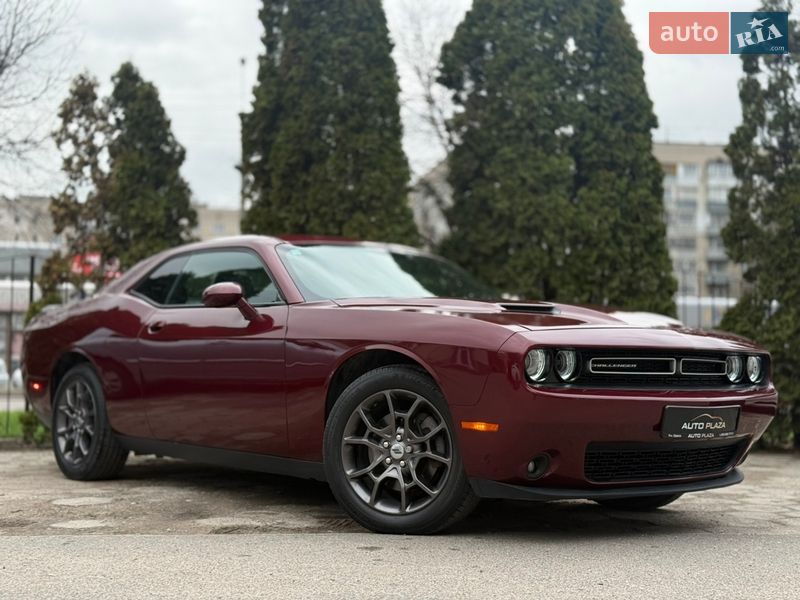 Купе Dodge Challenger 2018 в Одессе