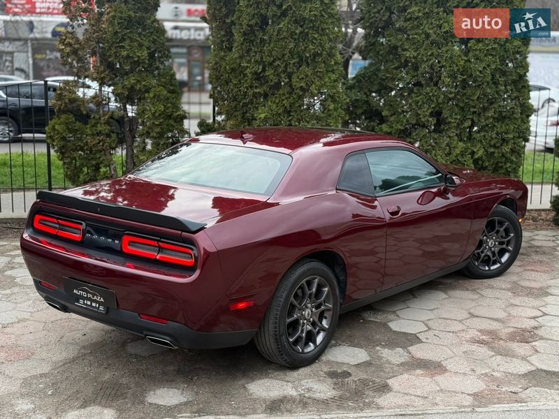 Купе Dodge Challenger 2018 в Одессе