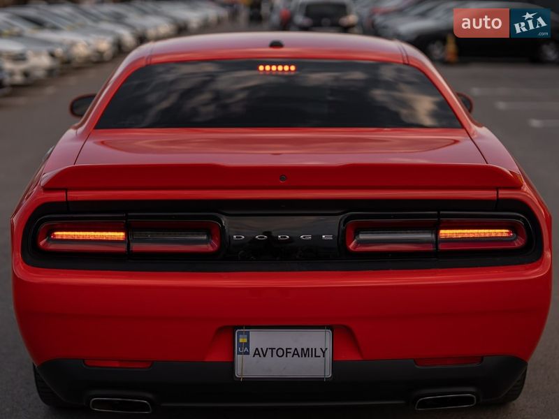 Купе Dodge Challenger 2017 в Дніпрі фото 17 Купе Dodge Challenger 2017 в Дніпрі