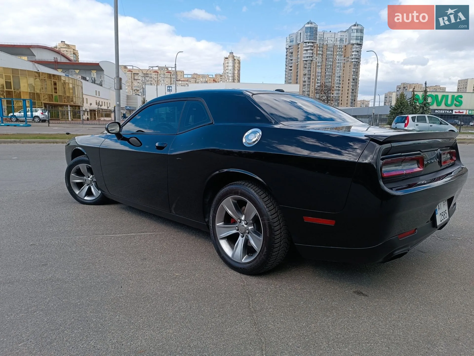 2017 Dodge Challenger - мініатюра 12