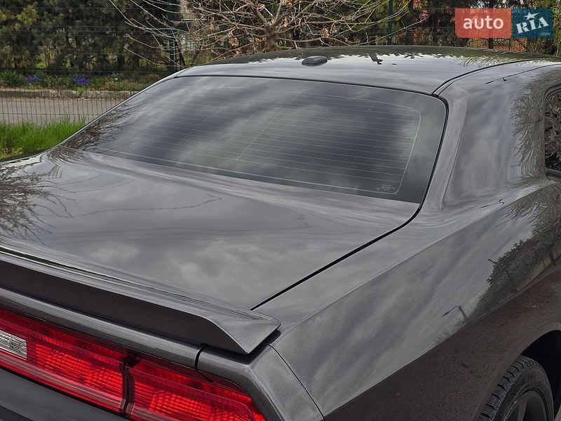 Купе Dodge Challenger 2014 в Хмельницком