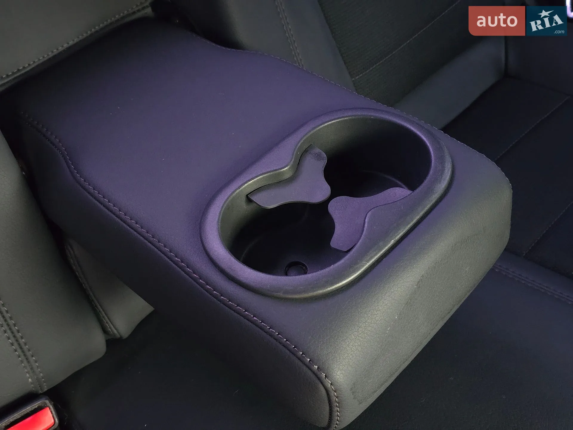 2014 Dodge Challenger - мініатюра 54