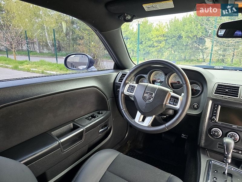 Купе Dodge Challenger 2014 в Хмельницком