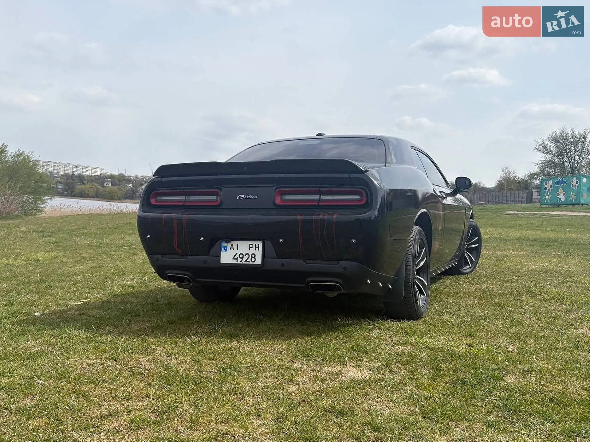 2015 Dodge Challenger - мініатюра 30