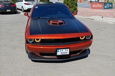 Купе Dodge Challenger 2020 в Киеве