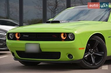 Купе Dodge Challenger 2015 в Киеве