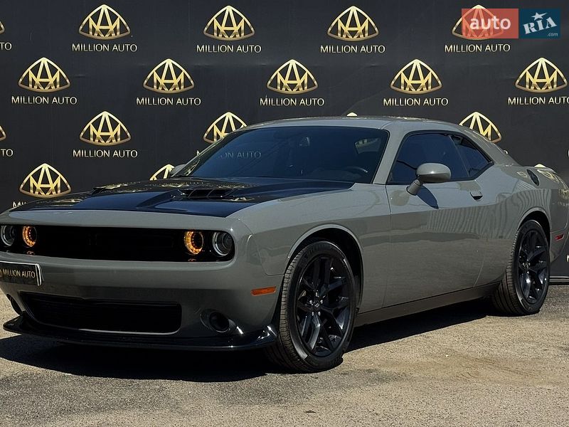 Купе Dodge Challenger 2019 в Киеве