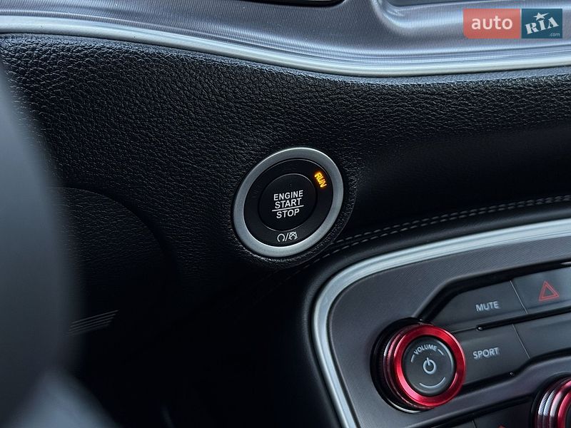 Купе Dodge Challenger 2019 в Киеве