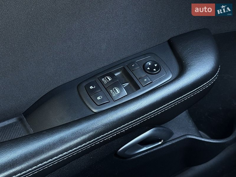 Купе Dodge Challenger 2019 в Киеве