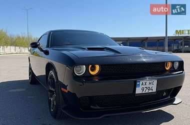 Купе Dodge Challenger 2018 в Харкові