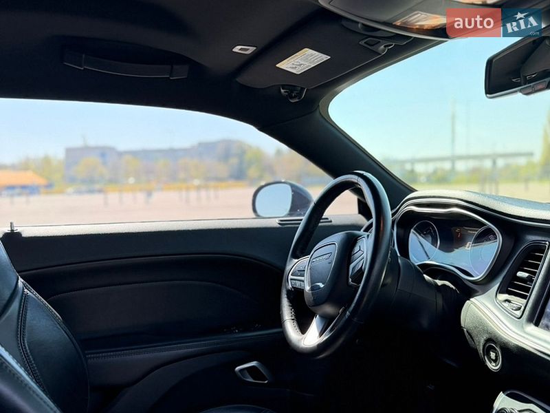 Купе Dodge Challenger 2018 в Харкові