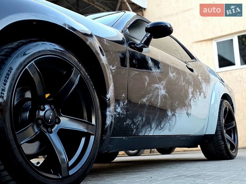 Купе Dodge Challenger 2023 в Черновцах