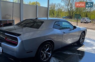 Купе Dodge Challenger 2016 в Киеве