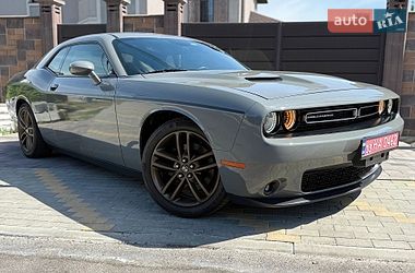 Купе Dodge Challenger 2017 в Киеве
