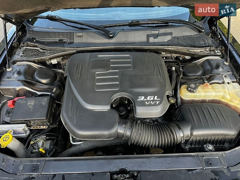 Купе Dodge Challenger 2018 в Киеве фото 21 Купе Dodge Challenger 2018 в Киеве