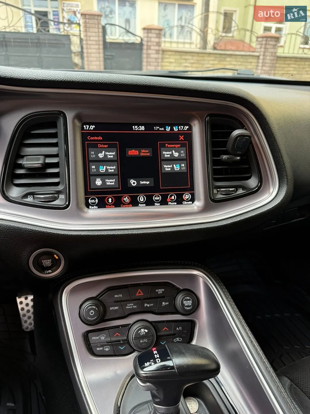 2019 Dodge Challenger - мініатюра 28