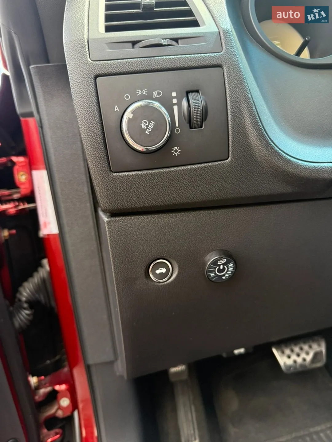2014 Dodge Challenger - мініатюра 18