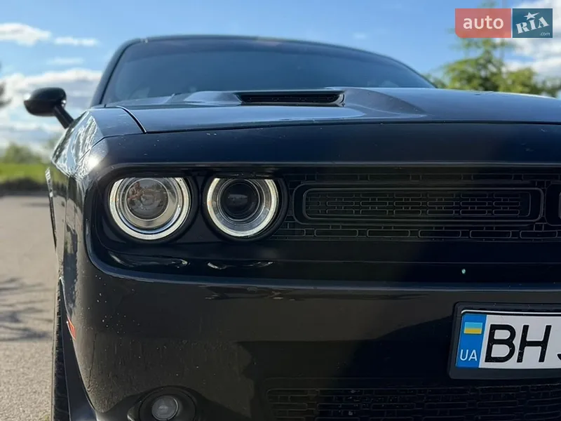 Dodge Challenger