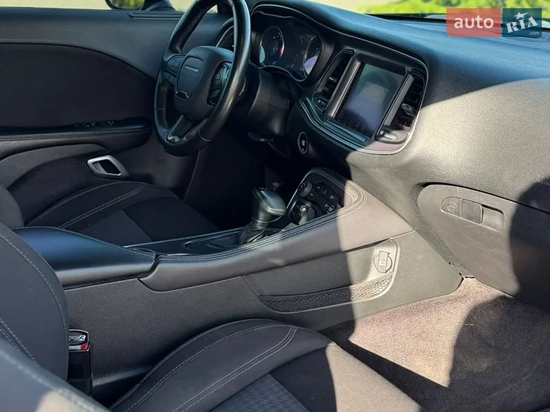 Dodge Challenger 2017 VIN 2C3CDZAG0HH605911 фото оголошення 12 з 45