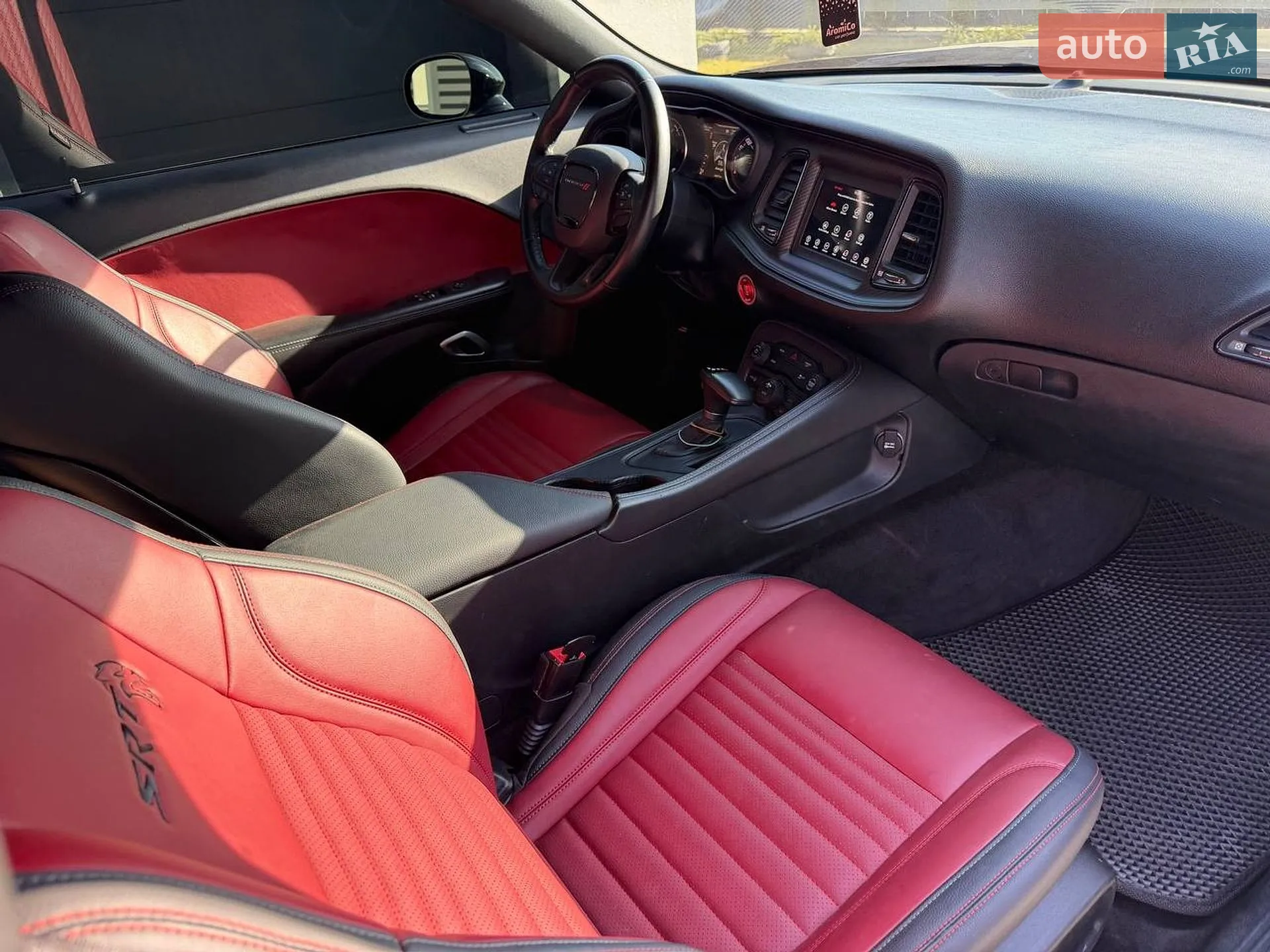 2017 Dodge Challenger - мініатюра 15