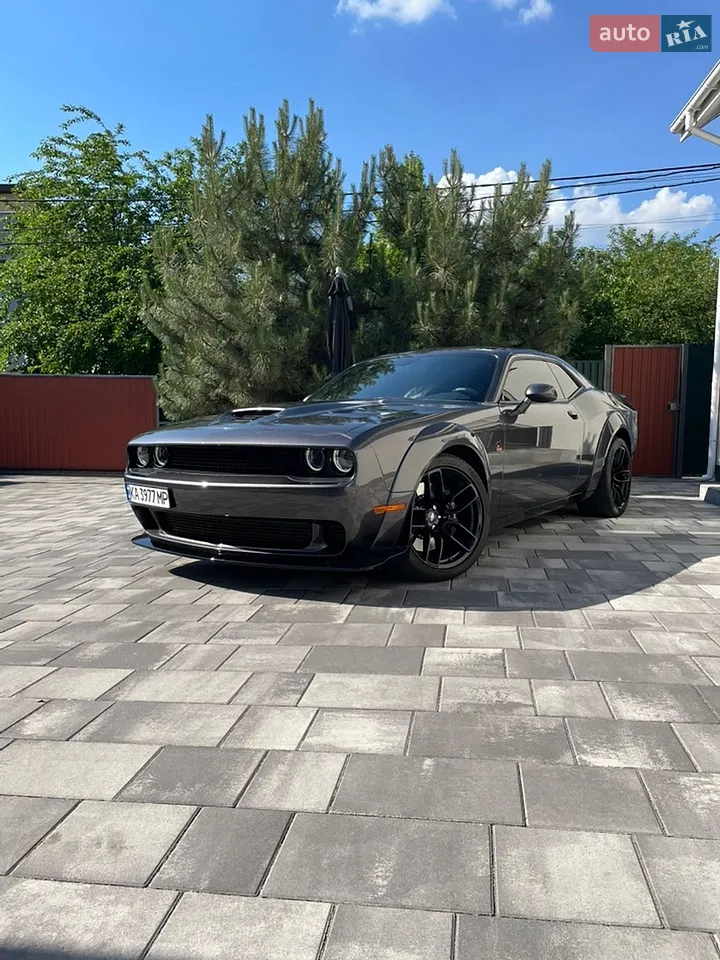 2020 Dodge Challenger - мініатюра 16